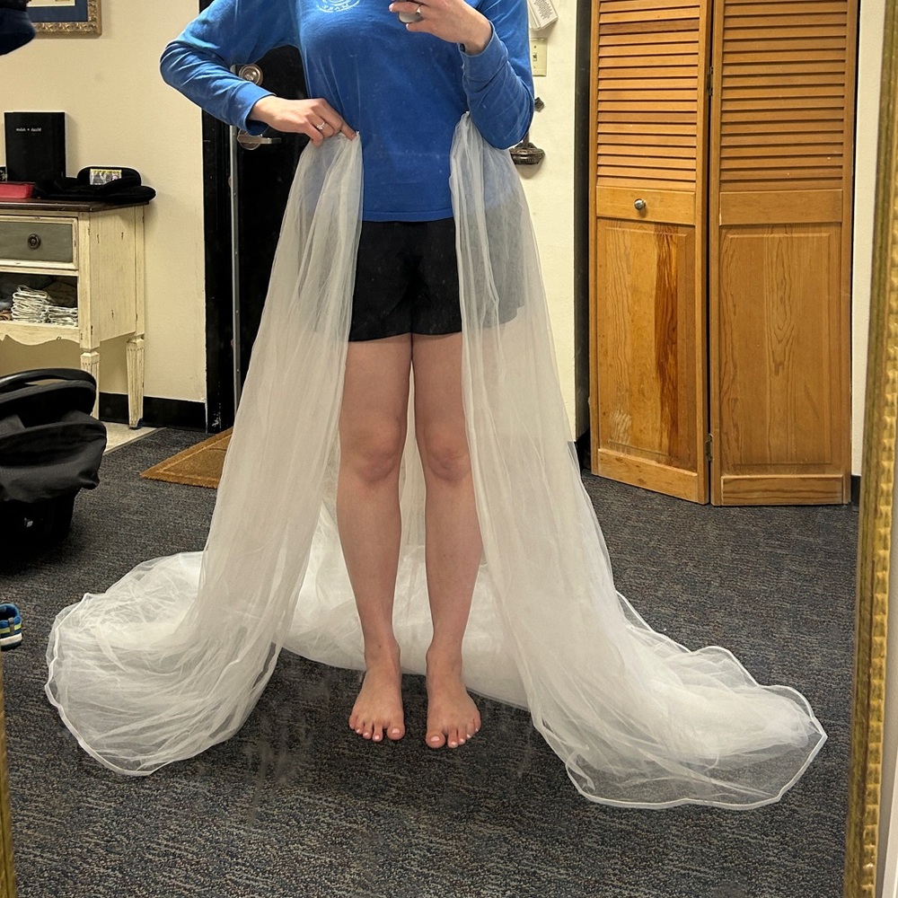 Allure Bridals Wedding Dress Tulle Overskirt